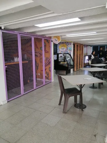 Cocina Oculta De 45 Mts2 - En Chapinero - Con Local Para Atender A La Zona De Comidas Y Domicilios