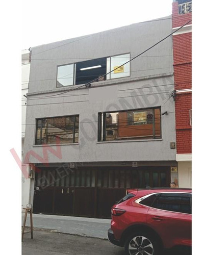 En Venta Casa Comercial Ubicada En El Barrio La Estrada, Bogotá