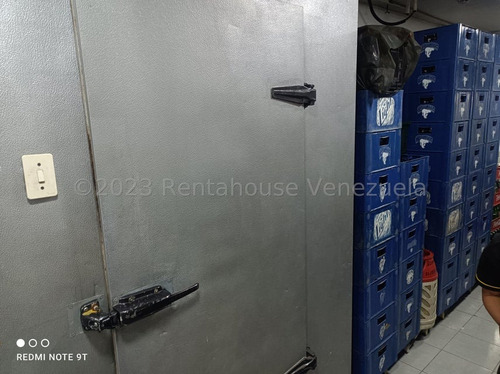 Juan Carlos González Renta House Carabobo Vende Fondo De Comercio Para La Compra Y Venta De Licores Nacionales E Importados Delicias Do Castelo Urb. Trigal Sur Mls #24-2696 Rah/jcg.
