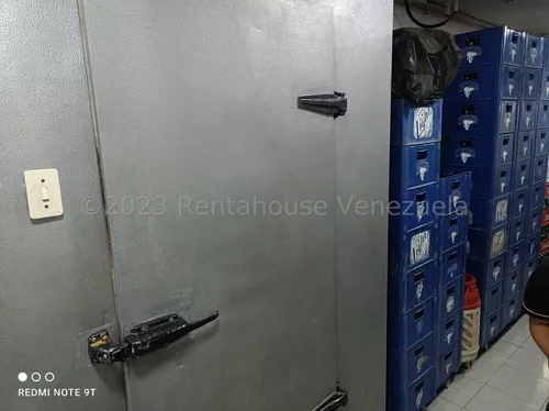 Juan Carlos González Renta House Carabobo Vende Fondo De Comercio Para La Compra Y Venta De Licores Nacionales E Importados Delicias Do Castelo Urb. Trigal Sur Mls #24-2696 Rah/jcg.