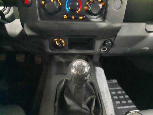 Imagem 13 de 14 de Nissan Frontier 2.5 Xe 4x4 Cd Turbo Eletronic Diesel 4p Man
