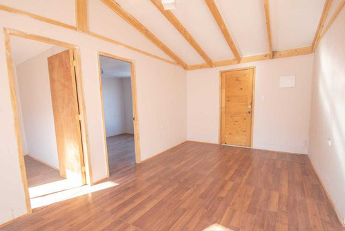 Venta Parcela Con 2 Casas (66317)