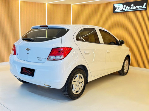 Chevrolet Onix 10mt Joye