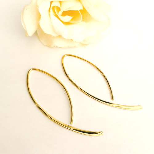 Imagem 2 de 8 de Brinco Fio Longo Anzol Em Ouro 18 K Feminino Linda Jóia
