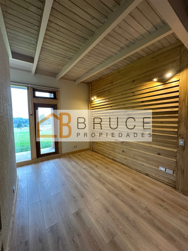 Casa Con Parcela En Arriendo En Pichil Osorno