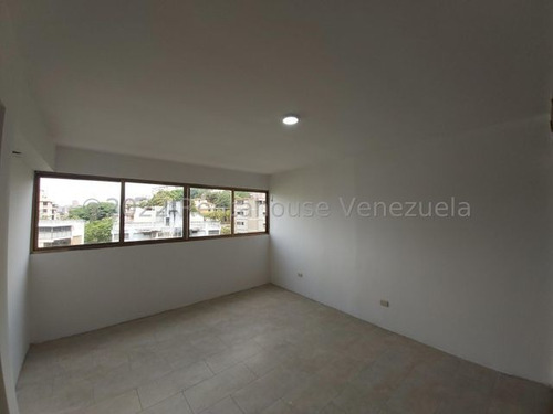 Imagen 12 de 14 de Apto En Venta 22-17705 Daisbelis Tarazona 0424-2925931