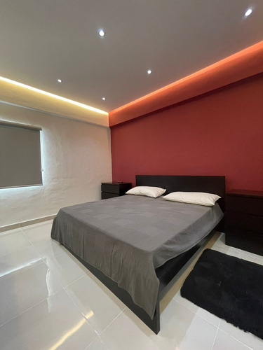 Imagen 7 de 20 de Apartamento Amueblado De 1 Habitación 2 Baños 1 Parqueo Excelentes Condiciones Planta Full