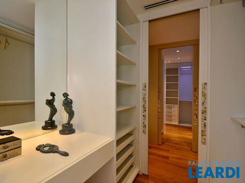 Imagem 14 de 15 de Apartamento - Vila Olímpia - Sp - 460402