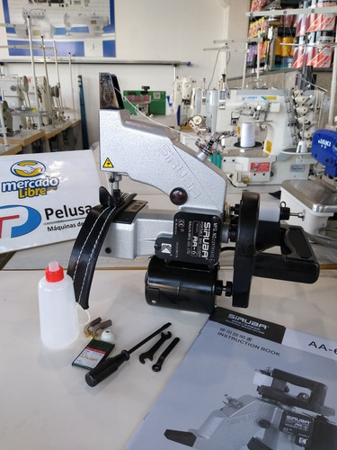 Imagen 1 de 10 de Maquina De Coser Cerrar Bolsa Bolsera Siruba 12v