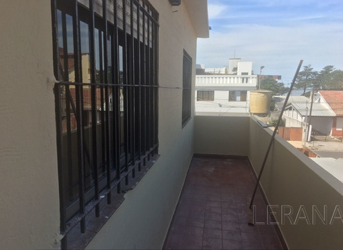 Imagen 16 de 18 de Venta 2 Departamentos De 3 Ambientes Frente Y Contrafrente Mar Del Tuyu