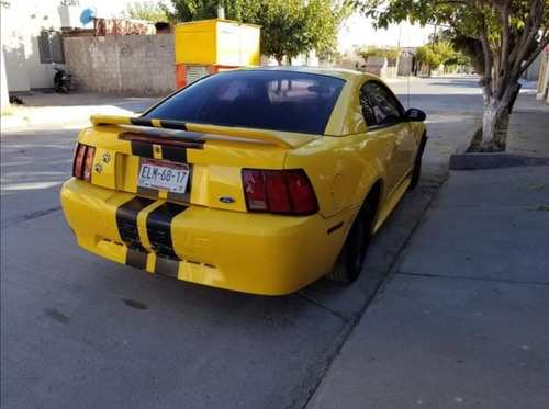 Ford Mustang 3.8