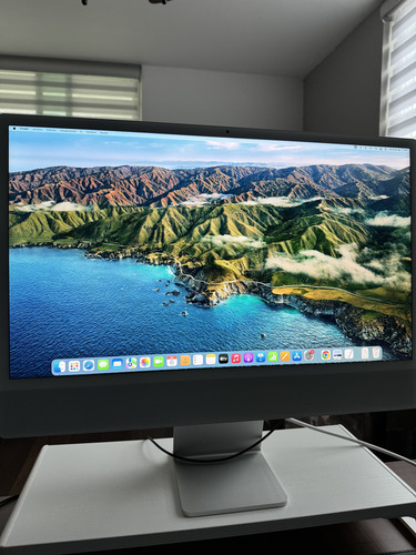 Apple iMac 24' Chip M1 256 Gb Caja Original, Mouse Y Teclado (Usado)