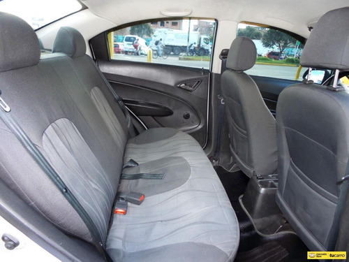 Imagen 12 de 15 de Chevrolet Sail Lt
