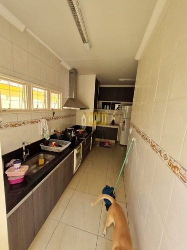 Imagem 5 de 12 de Casa 3 Dormitórios, Suíte Edícula Nos Fundos
