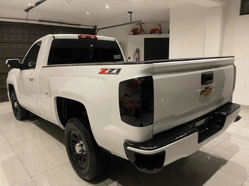 Imagen 3 de 8 de Chevrolet Silverado 2500