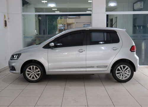 Volkswagen Fox Connect 1.6 Flex 8V 5p
