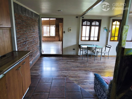 Casa En Venta De 3 Dorm. En Valparaíso