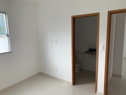 Imagem 9 de 13 de Vendo Apartamento No Bairro Banco Raso - 4117