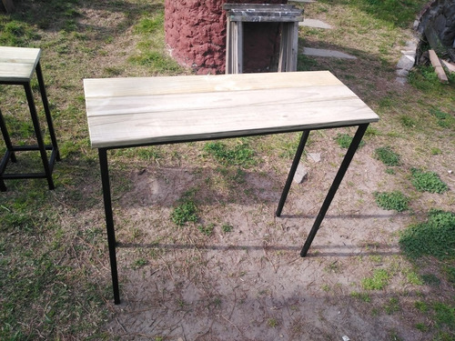 Desayunador , Mesa Alta Y 3 Banquetas Madera Y Hierro