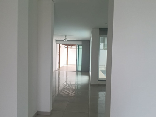 Casa En Arriendo Urb. Picacho, Montería