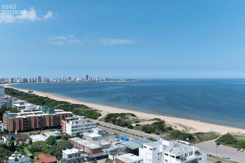 Edificio Le Jardin Punta Del Este, Planta Especial En Venta.
