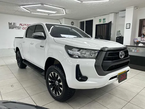 Toyota Hilux 2.4l 4x4 turbo diesel