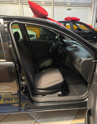 Chevrolet Corsa Chevrolet Corsa Hatch 2012 1.4 Flex Maxx Completo Manual Preto