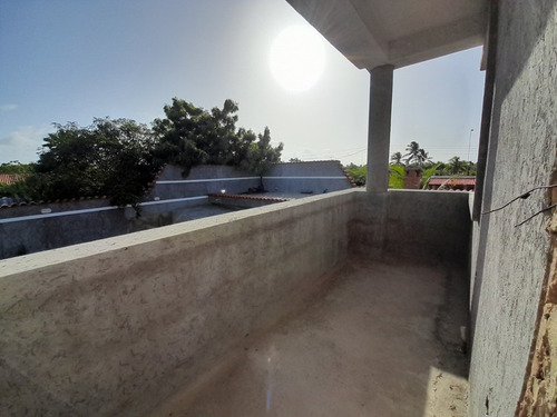 En Venta Amplia Casa Vacacional Ideal Para Posada En Chichiriviche.