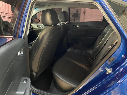 Imagen 13 de 15 de Hyundai Accent Gl Mid 2018 Aut