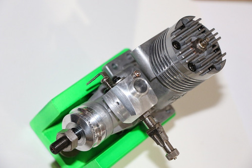 Imagem 3 de 8 de Motor E N Y A 40 T. V. - R / C Modelo 6002 - Ótimo !