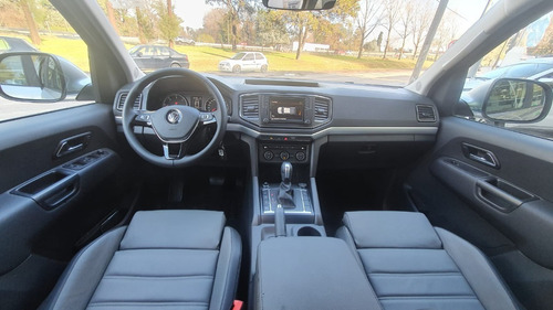 Imagen 4 de 15 de Volkswagen Amarok Highline 4x2 At 2022 Lb