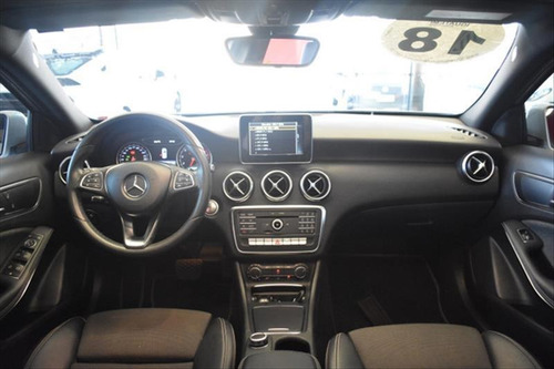 Imagem 11 de 12 de Mercedes-benz A 200 1.6 Cgi 7g-dct