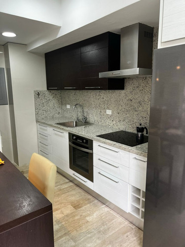 Apto Alquiler Campo Alegre 67 M², 1h/2b + 2 Puestos