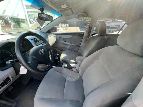 Imagen 8 de 14 de Toyota 2014 Corolla 1.8 Xli L/11