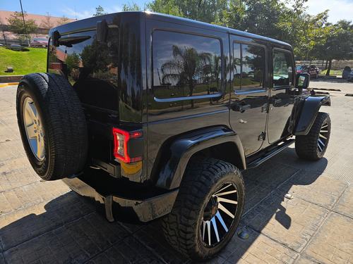Jeep Wrangler 3.6 Unlimited Sahara V6 4x4 At