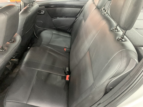 Renault Sandero 1.6 PRIVILÉGE 16V FLEX 4P AUTOMÁTICO