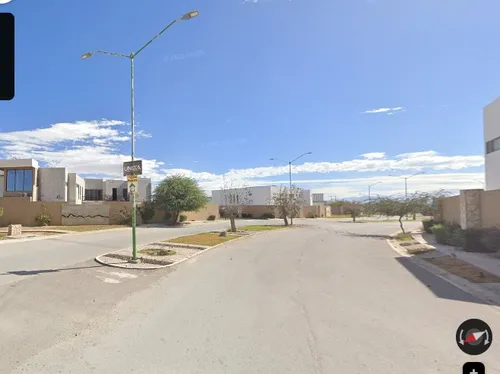Casa Ubicada En Colonia Los Viñedos Torreón Coahuila. Con 5 Recamaras Y 260m2. A Solo Unos Minutos De Soriana Híper Los Viñedos.