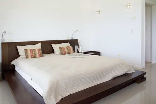 Hermoso Departamento En Venta En Primera Linea.-ref:3310