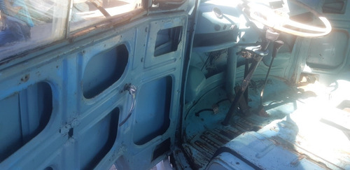 Imagem 9 de 13 de Kombi Corujinha Standard