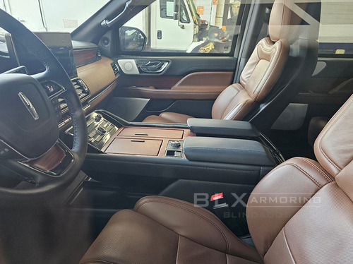 Blindada Lincoln Navigator Larga 2024 Blindaje Nivel 3 Plus