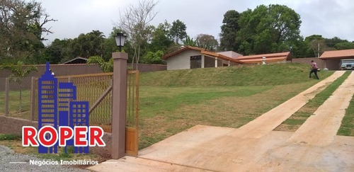 Imagem 7 de 8 de Linda Chácara De Alto Padrão Com 1.500 M²/ Casa Sede/ Área Gourmet Com Piscina À Venda No Condomínio Nautico De Piracaia. - Ch01053 - 71105089