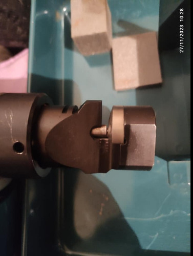 Roedora Makita Jn3201