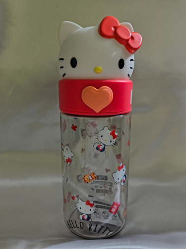 Botella De Agua Con Tapa De Hello Kitty