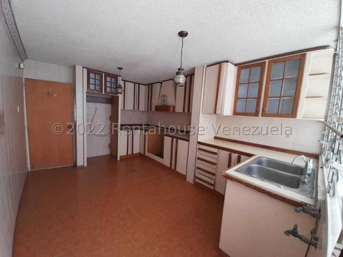 Imagen 23 de 30 de Casa Quinta En Venta En La Urbanización La Rosaleda Zona Este De Barquisimeto Lara, 04245937542 Numero De Contacto Directo, Cerca A La Entrada De Barquisimeto