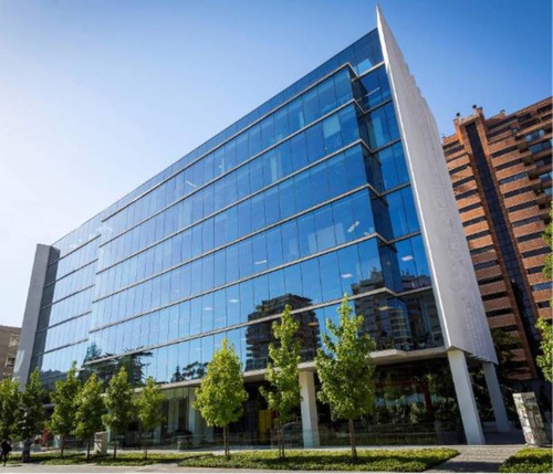 Local Comercial En Edificio De Oficinas, Vitacura