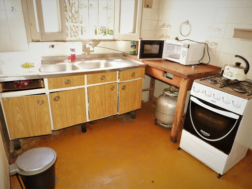 Imagen 7 de 14 de Casa De 7 Ambientes Y 2 Baños