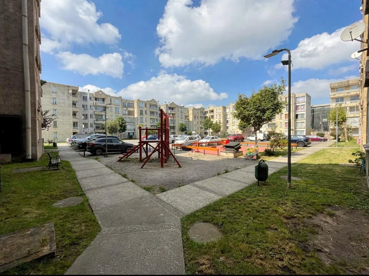 Imagen 2 de 10 de Venta Depto 2d Soleado Condominio Los Pioneros San Pedro