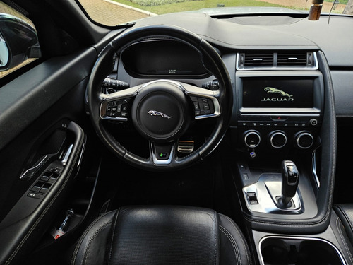 Jaguar E-Pace 2.0 16V P250 GASOLINA TURBO R-DYNAMIC SE AWD AUTOMÁTICO