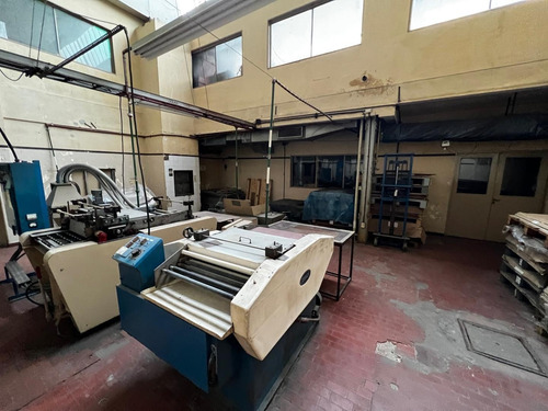 Imagen 14 de 30 de Venta De Complejo Industrial En Pompeya