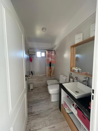Casa En Venta - 2 Dormitorios 3 Baños - Cochera - 210mts2 - Canning